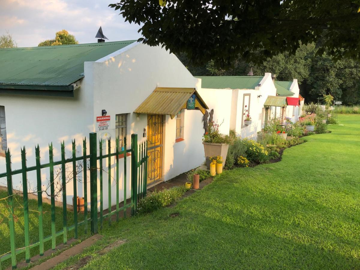 Peace Corner Cottages Dullstroom Exterior foto